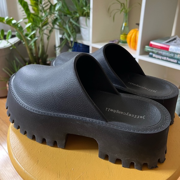 Jeffery Campbell slip on platform clogs - Picture 6 of 8